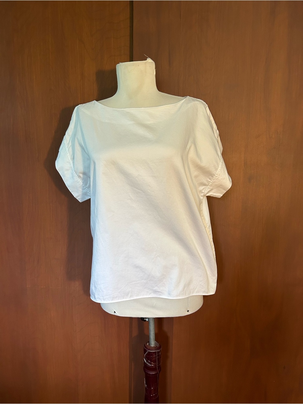 Cuyana white short sleeve top
